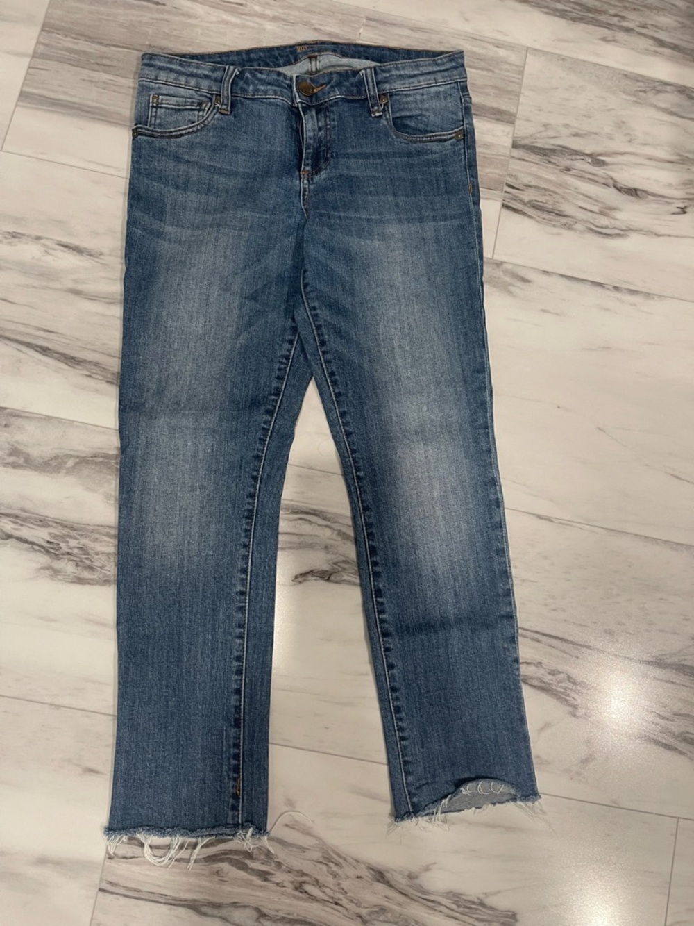 Kut from the Kloth Medium Blue Cropped Straight Jeans